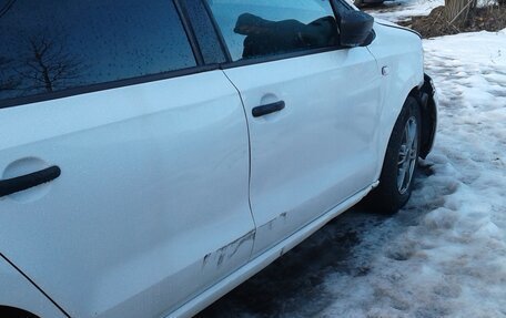 Volkswagen Polo VI (EU Market), 2012 год, 210 000 рублей, 8 фотография