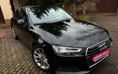 Audi A4, 2017 год, 1 940 000 рублей, 7 фотография