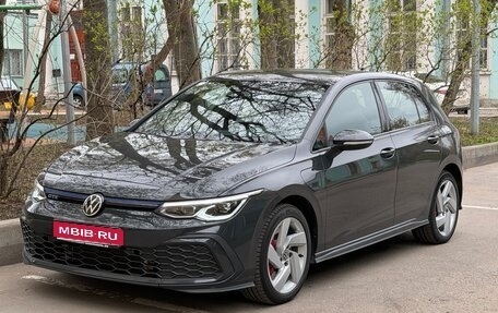 Volkswagen Golf VIII, 2020 год, 3 200 000 рублей, 1 фотография