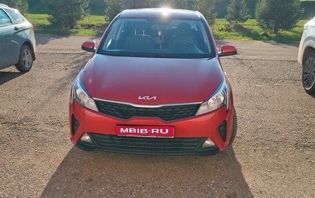 KIA Rio IV, 2021 год, 1 470 000 рублей, 1 фотография