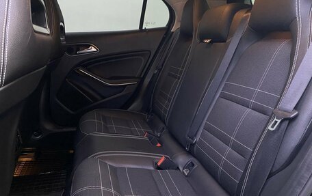 Mercedes-Benz GLA, 2015 год, 2 679 000 рублей, 15 фотография