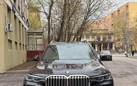 BMW X7, 2019 год, 8 000 000 рублей, 2 фотография