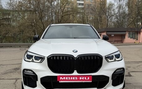 BMW X5, 2019 год, 7 100 000 рублей, 2 фотография