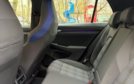 Volkswagen Golf VIII, 2020 год, 3 200 000 рублей, 14 фотография