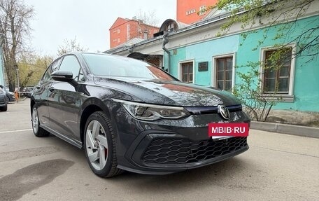 Volkswagen Golf VIII, 2020 год, 3 200 000 рублей, 20 фотография
