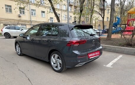 Volkswagen Golf VIII, 2020 год, 3 200 000 рублей, 25 фотография
