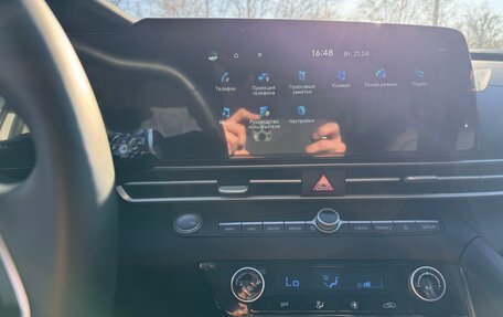 Hyundai Elantra, 2023 год, 2 440 000 рублей, 10 фотография