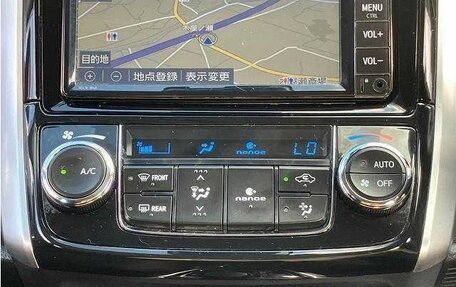 Toyota Corolla, 2019 год, 1 700 000 рублей, 8 фотография