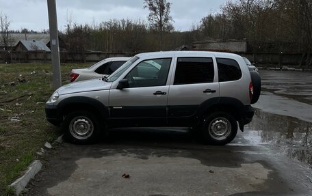 Chevrolet Niva I рестайлинг, 2017 год, 663 000 рублей, 12 фотография