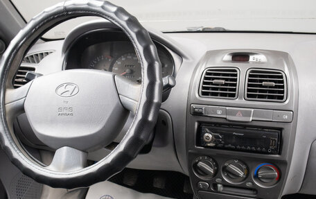 Hyundai Accent II, 2004 год, 249 000 рублей, 9 фотография