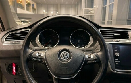 Volkswagen Tiguan II, 2019 год, 2 190 000 рублей, 10 фотография