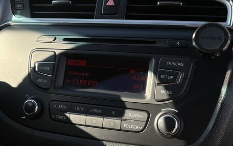 KIA cee'd III, 2015 год, 1 390 000 рублей, 18 фотография