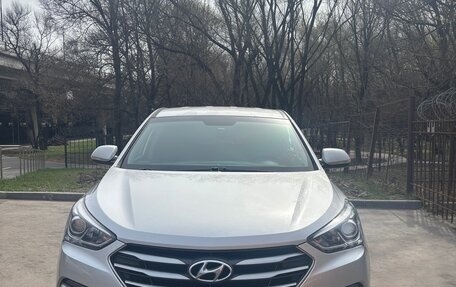 Hyundai Santa Fe III рестайлинг, 2016 год, 2 190 000 рублей, 2 фотография