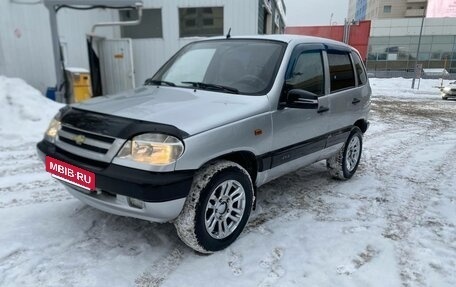 Chevrolet Niva I рестайлинг, 2003 год, 260 000 рублей, 4 фотография