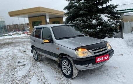 Chevrolet Niva I рестайлинг, 2003 год, 260 000 рублей, 2 фотография