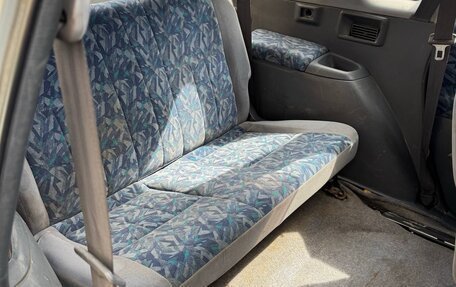 Toyota Ipsum II, 1997 год, 350 000 рублей, 2 фотография