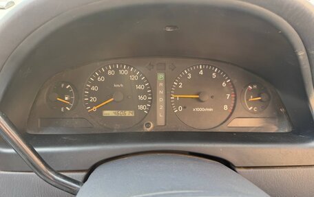 Toyota Ipsum II, 1997 год, 350 000 рублей, 12 фотография