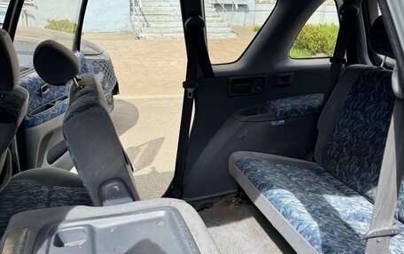 Toyota Ipsum II, 1997 год, 350 000 рублей, 10 фотография