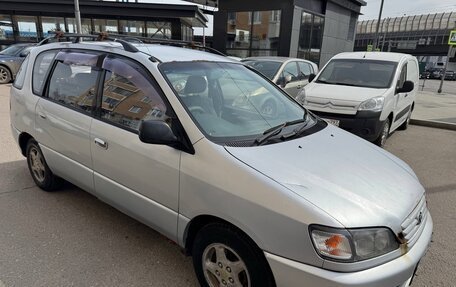 Toyota Ipsum II, 1997 год, 350 000 рублей, 14 фотография