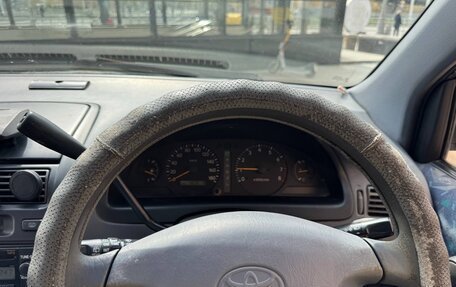 Toyota Ipsum II, 1997 год, 350 000 рублей, 13 фотография