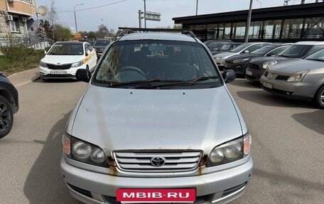 Toyota Ipsum II, 1997 год, 350 000 рублей, 17 фотография