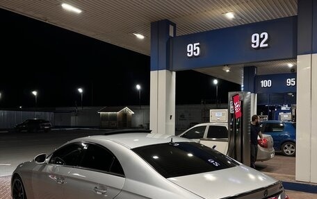 Mercedes-Benz CLS, 2006 год, 1 000 000 рублей, 3 фотография