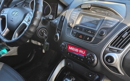 Hyundai ix35 I рестайлинг, 2010 год, 999 999 рублей, 11 фотография