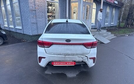 KIA Rio IV, 2018 год, 700 000 рублей, 3 фотография