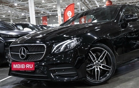 Mercedes-Benz E-Класс, 2018 год, 3 599 000 рублей, 2 фотография