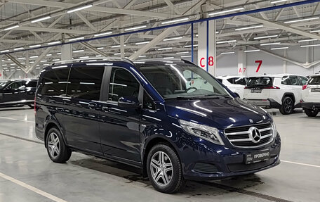Mercedes-Benz V-Класс, 2016 год, 4 190 000 рублей, 7 фотография