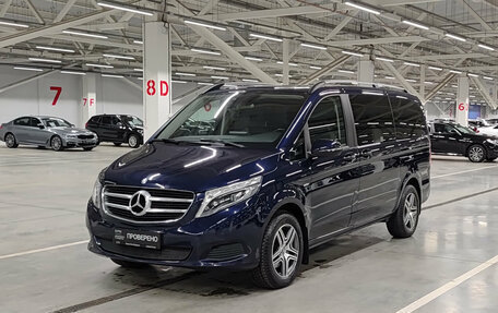 Mercedes-Benz V-Класс, 2016 год, 4 190 000 рублей, 5 фотография