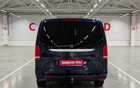 Mercedes-Benz V-Класс, 2016 год, 4 190 000 рублей, 10 фотография