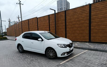 Renault Logan II, 2015 год, 380 000 рублей, 3 фотография