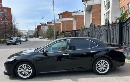 Toyota Camry, 2018 год, 2 700 000 рублей, 7 фотография