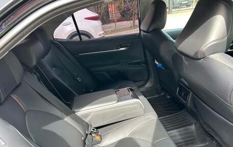 Toyota Camry, 2018 год, 2 700 000 рублей, 24 фотография