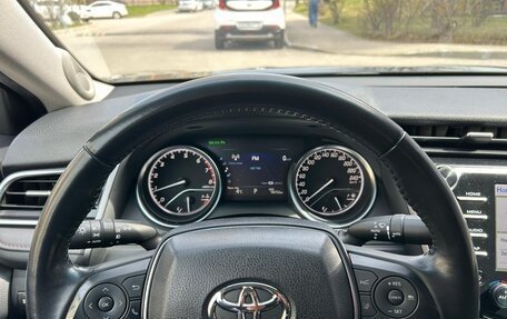 Toyota Camry, 2018 год, 2 700 000 рублей, 22 фотография