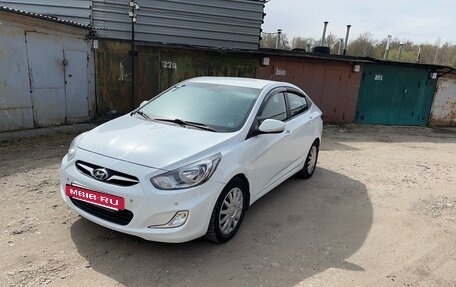 Hyundai Solaris II рестайлинг, 2012 год, 580 000 рублей, 10 фотография