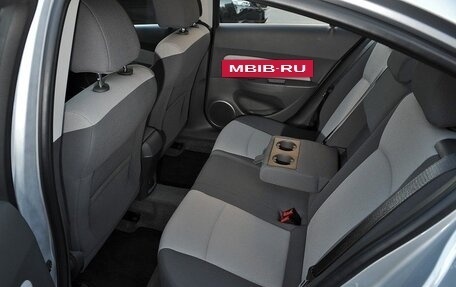 Chevrolet Cruze II, 2010 год, 800 000 рублей, 9 фотография