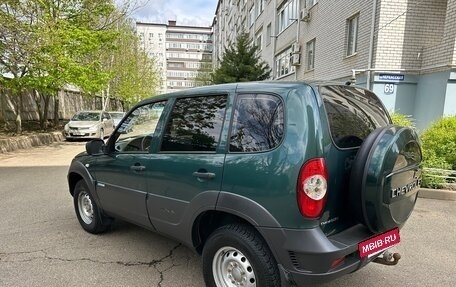 Chevrolet Niva I рестайлинг, 2011 год, 630 000 рублей, 6 фотография
