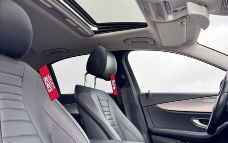 Mercedes-Benz E-Класс, 2019 год, 3 500 000 рублей, 11 фотография