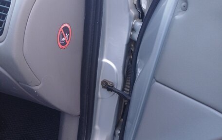 Nissan Almera, 2001 год, 262 000 рублей, 17 фотография