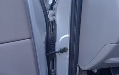 Nissan Almera, 2001 год, 262 000 рублей, 21 фотография