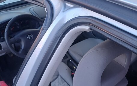 Nissan Almera, 2001 год, 262 000 рублей, 28 фотография