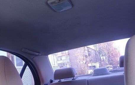 Nissan Almera, 2001 год, 262 000 рублей, 33 фотография