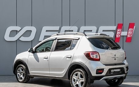 Renault Sandero II рестайлинг, 2019 год, 1 070 000 рублей, 2 фотография