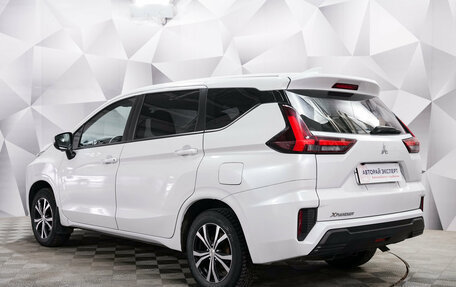 Mitsubishi Xpander, 2023 год, 2 390 000 рублей, 3 фотография