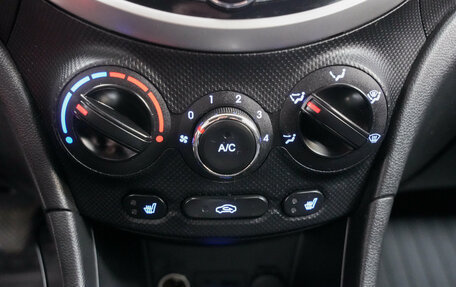 Hyundai Solaris II рестайлинг, 2012 год, 696 000 рублей, 8 фотография