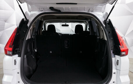 Mitsubishi Xpander, 2023 год, 2 390 000 рублей, 11 фотография