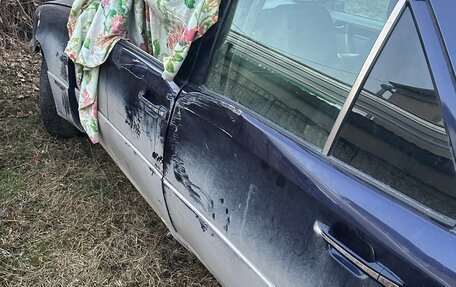 Mercedes-Benz E-Класс, 1995 год, 135 000 рублей, 7 фотография