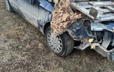 Mercedes-Benz E-Класс, 1995 год, 135 000 рублей, 3 фотография